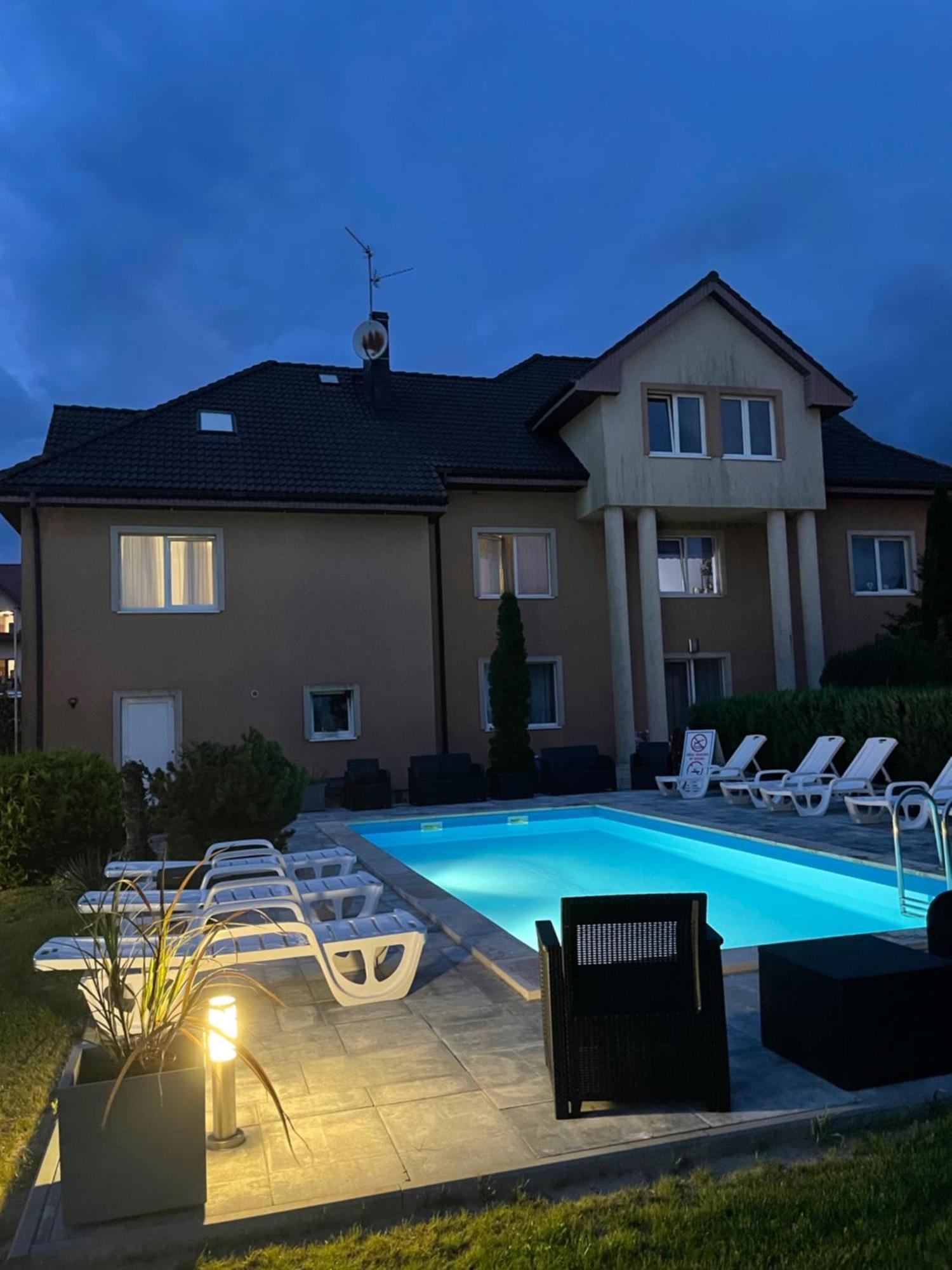Ow Delta Villa Rewal Bagian luar foto