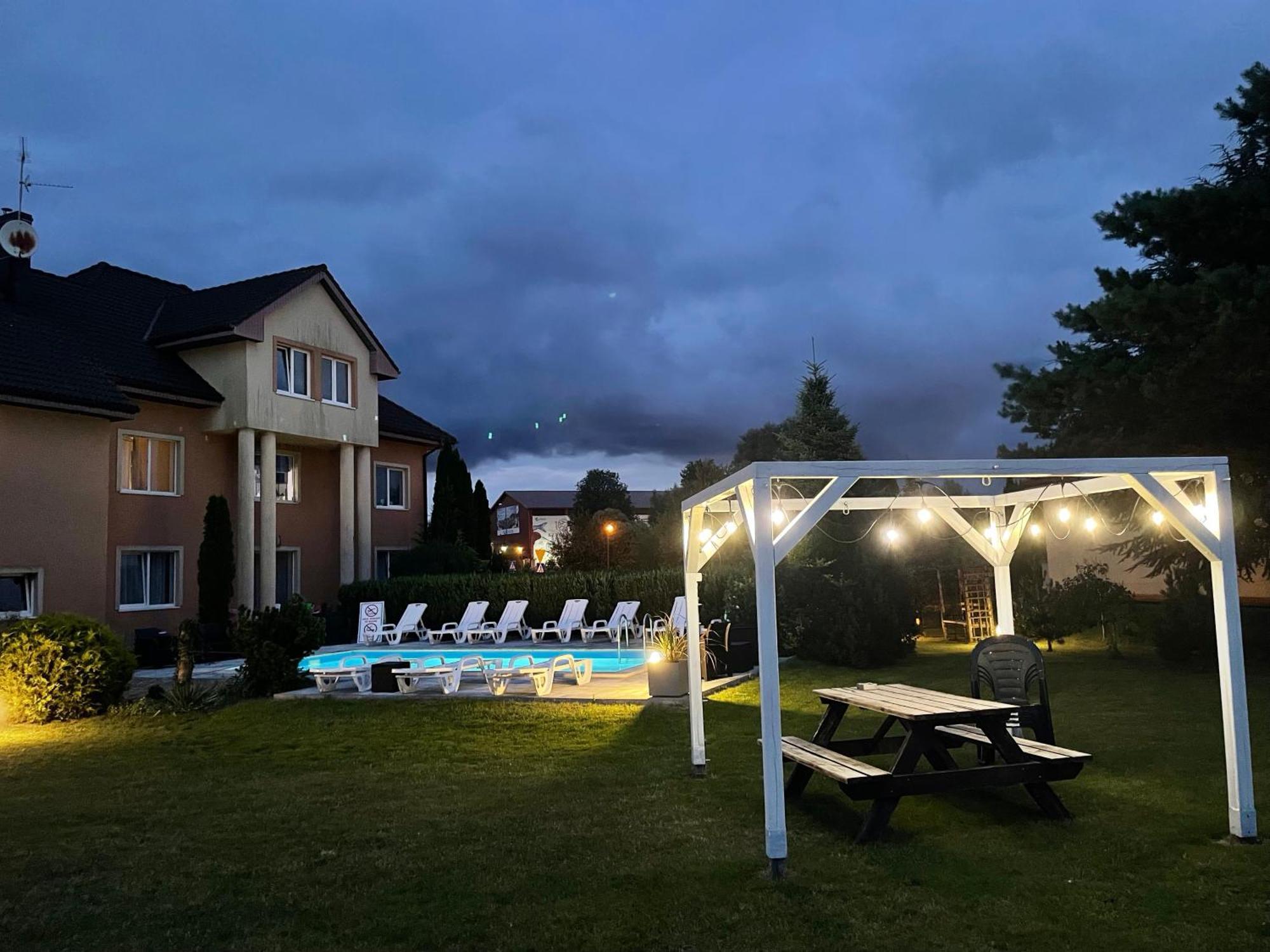 Ow Delta Villa Rewal Bagian luar foto